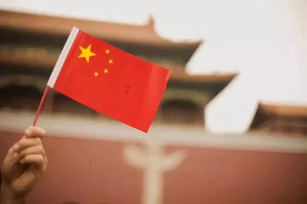 原魅族副总嘲讽华为花上万亿建设生态被怼:不懂装懂